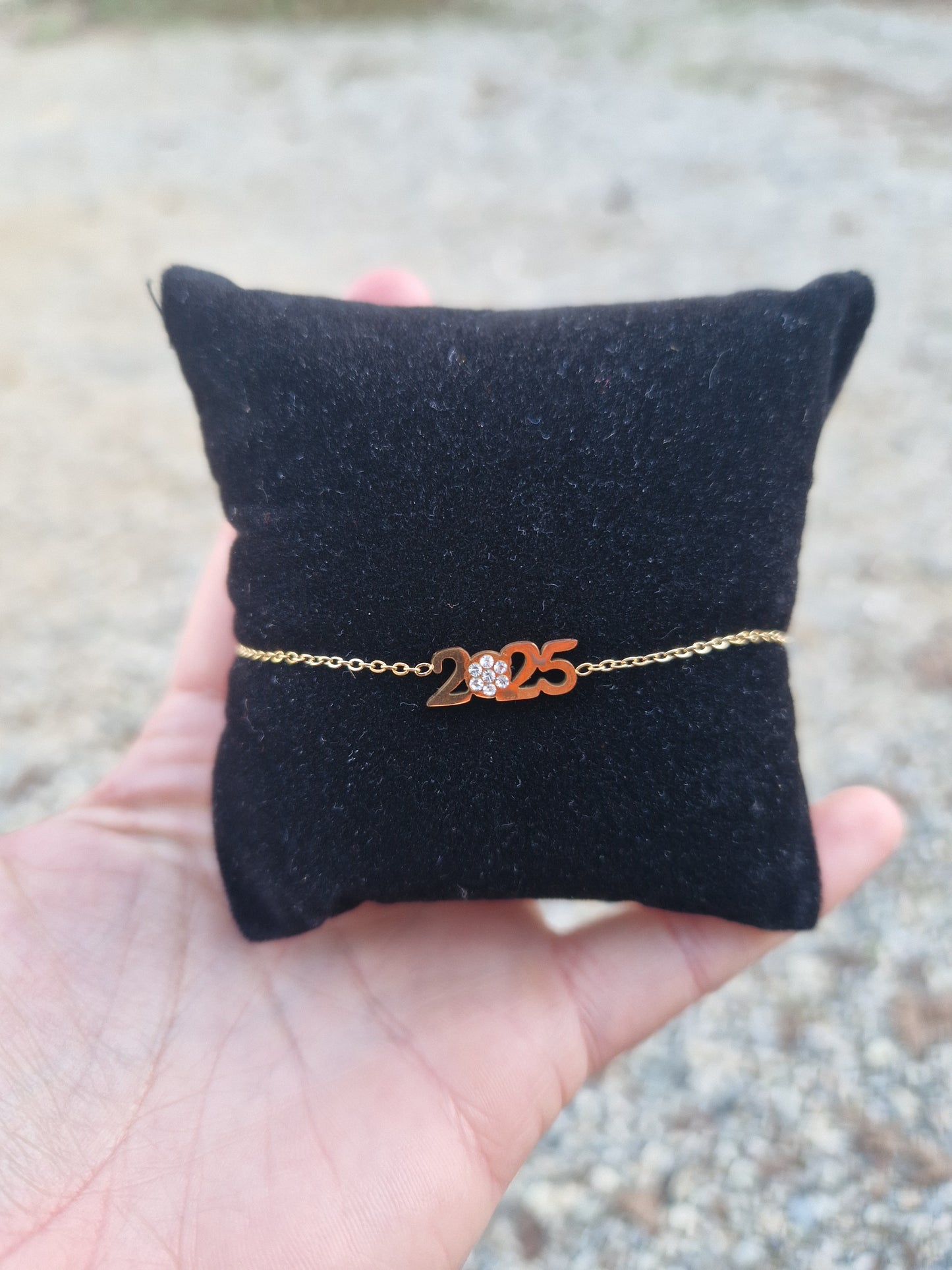 Bracelet 2025 1